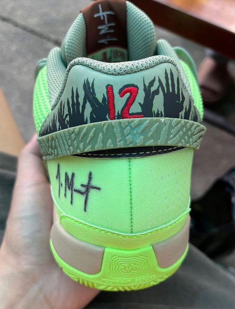 photo de la Nike Ja 1 halloween 