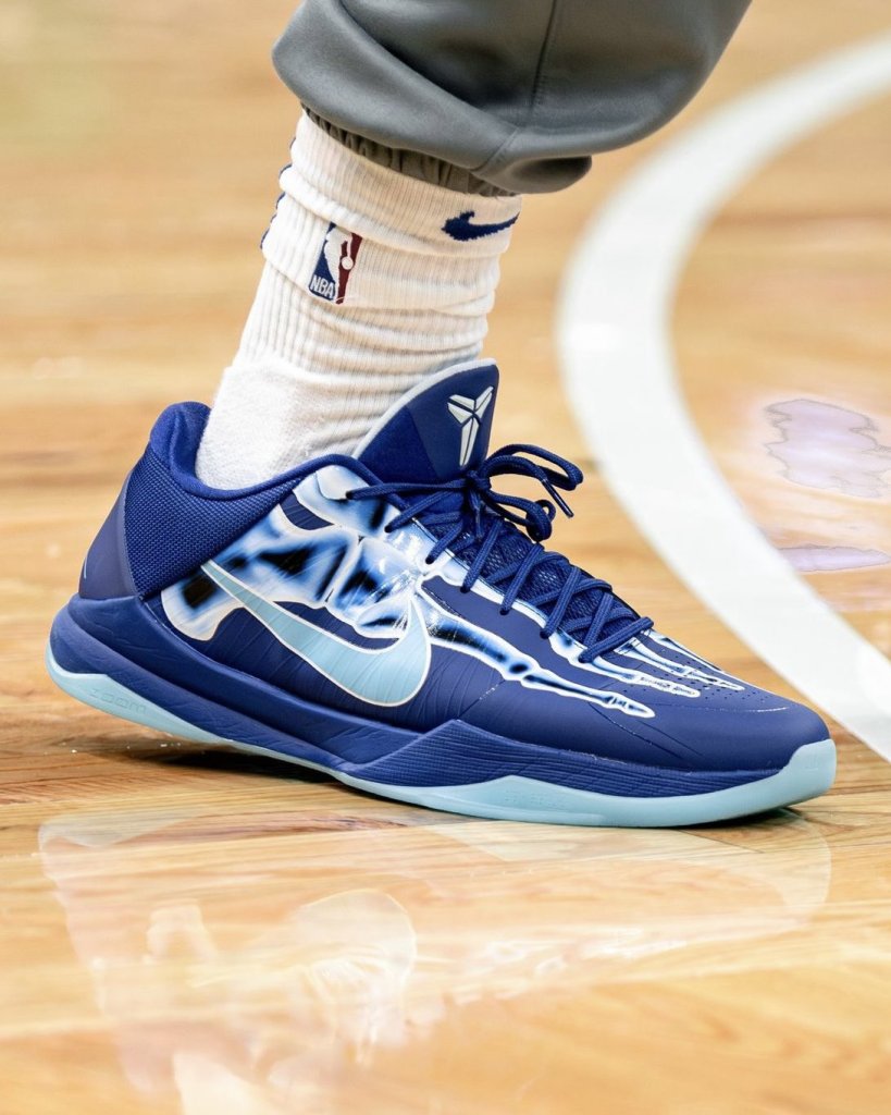 Jalen Brunson Nike Kobe 5 Protro X-Ray