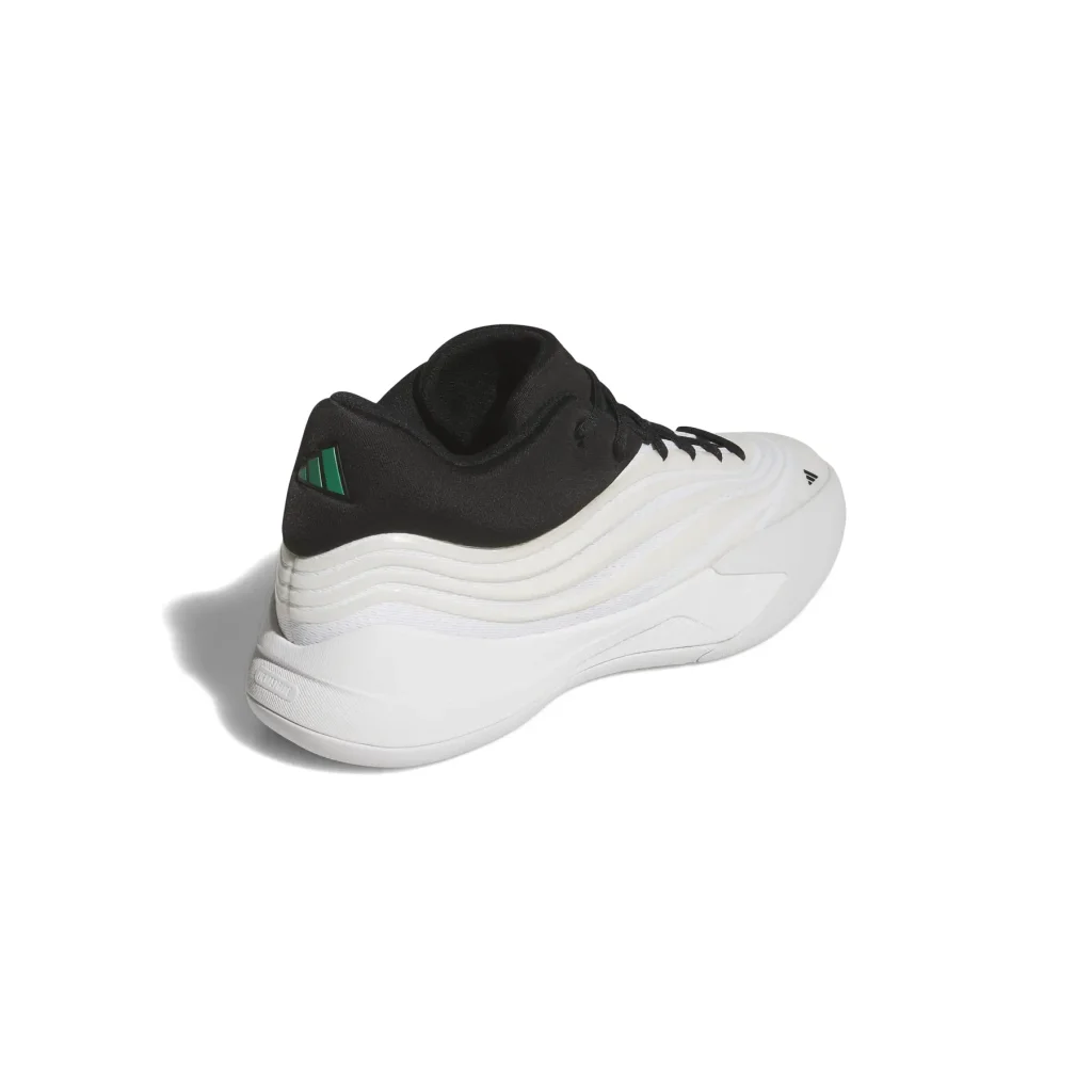 chaussures de basket Adidas blanches